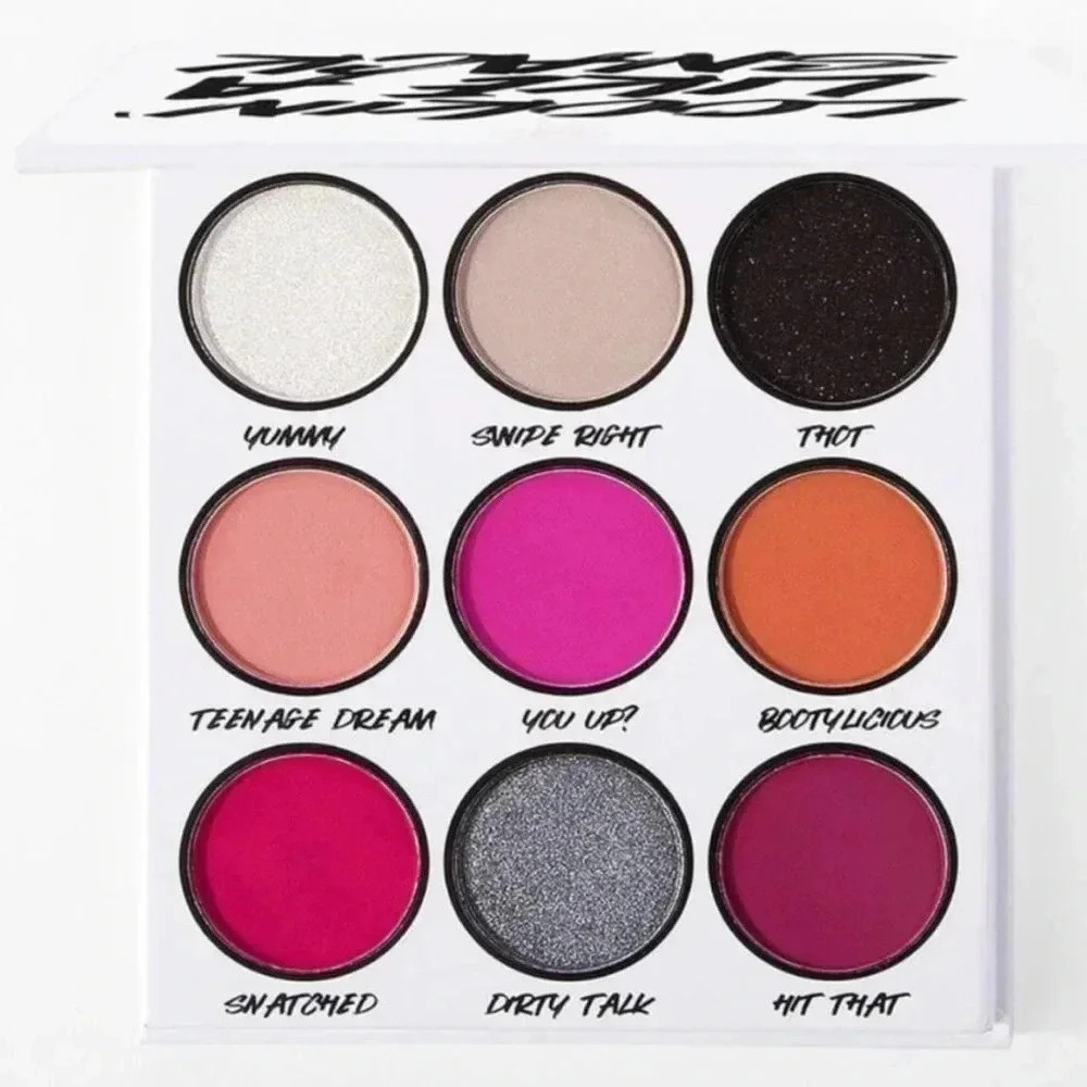 BH Cosmetics Lookin' Like a  Snack Eyeshadow
Palette New